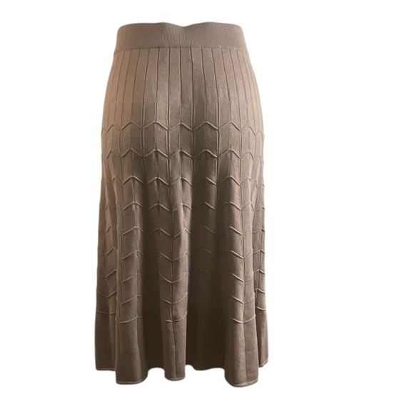 Pure Collection Silk and Cashmere Blend Mini Chevron Skirt - Picture 7 of 12